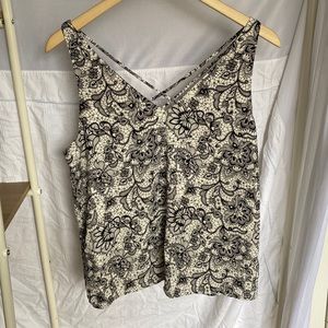 Express Black and White Sleeveless Blouse
